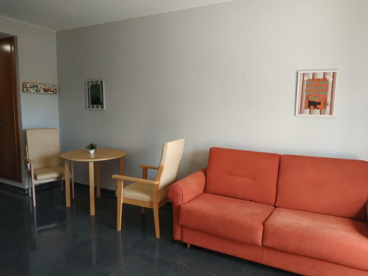 Hostal Restaurante La Concordia Hotel Fuentes Claras Exterior photo